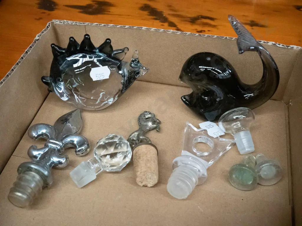 box of art glass ornaments and various bottle stoppers Image 1++