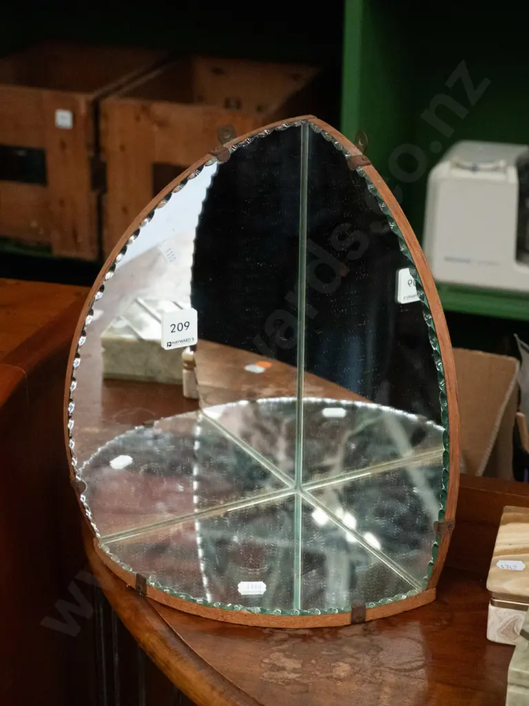 mirrored wall hanging corner shelf H-300 Image 1++
