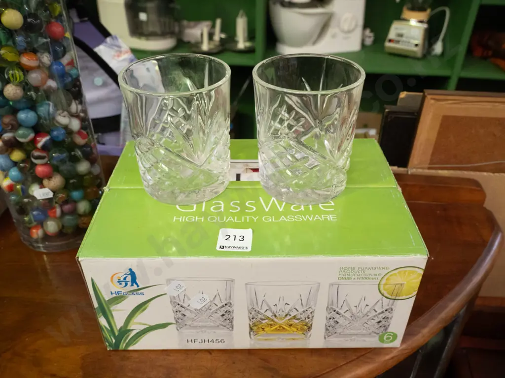 boxed set  of 6 glass tumblers Image 1++