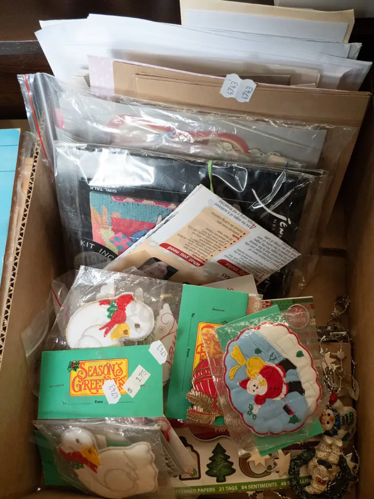 box of crafter's allsorts - envelopes, cards, Christmas decorations etc Image 1++