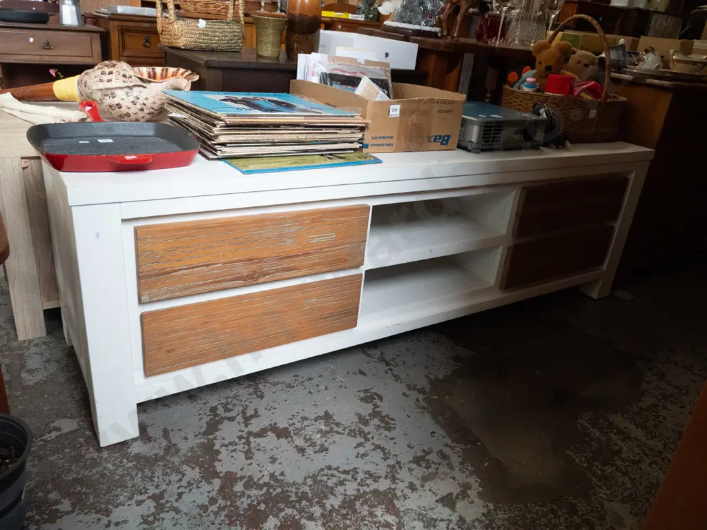 wood, MDF and melteca entertainment unit H-510 W-1600 D-450 Image 1++