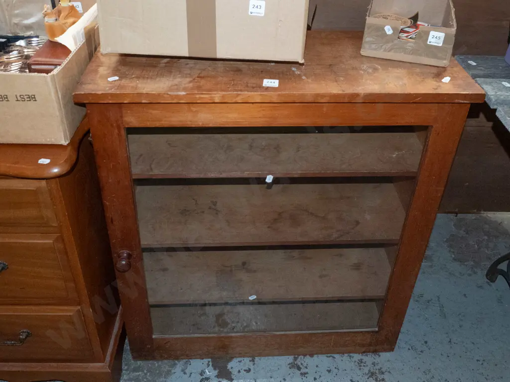 glazed single door display cabinet H-800 W-675 D-265 Image 1++