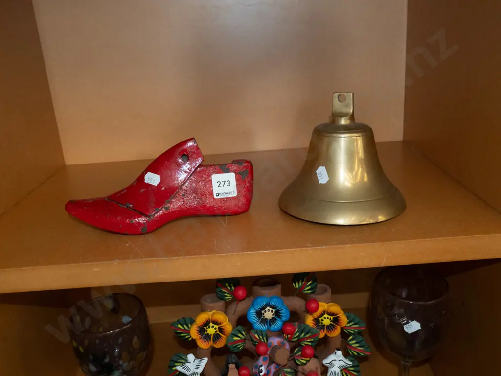 brass bell, cast iron shoe last Image 1++