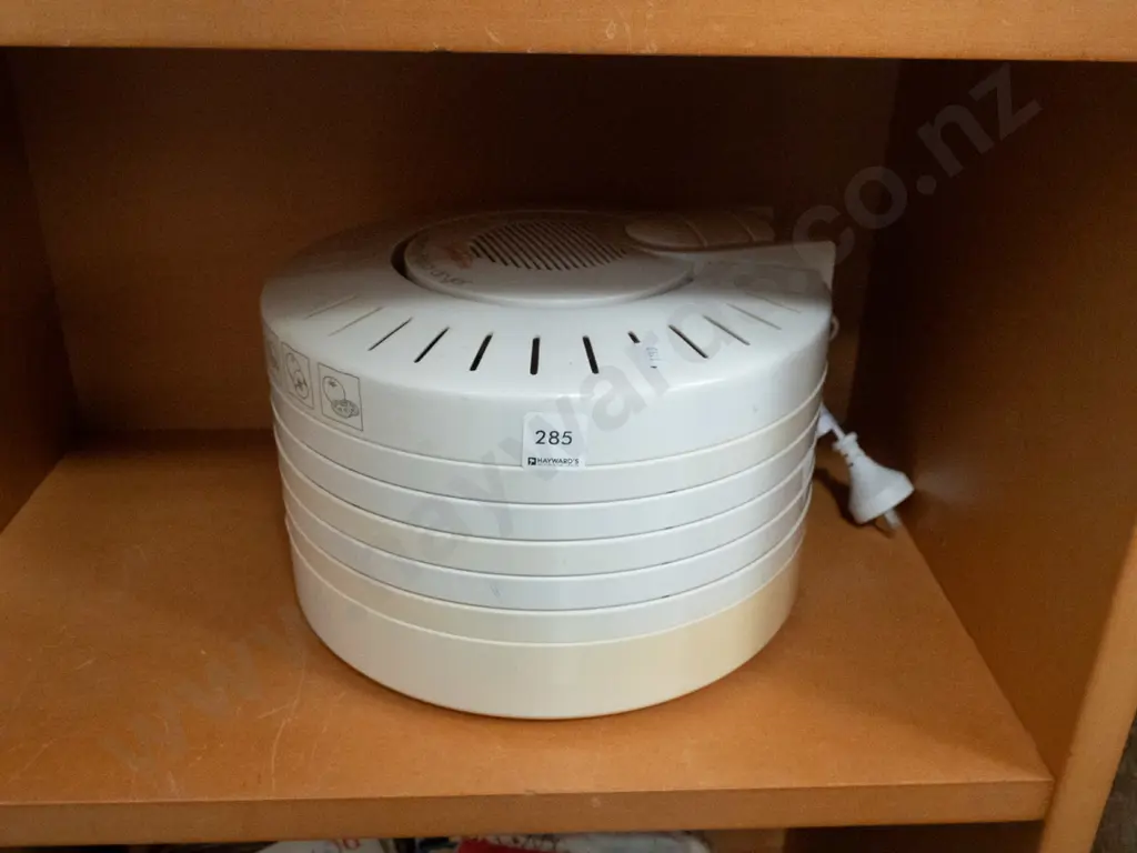 Sunbeam dehydrator Image 1++
