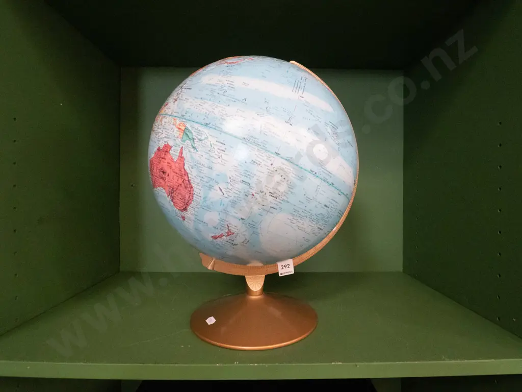 world globe Image 1++