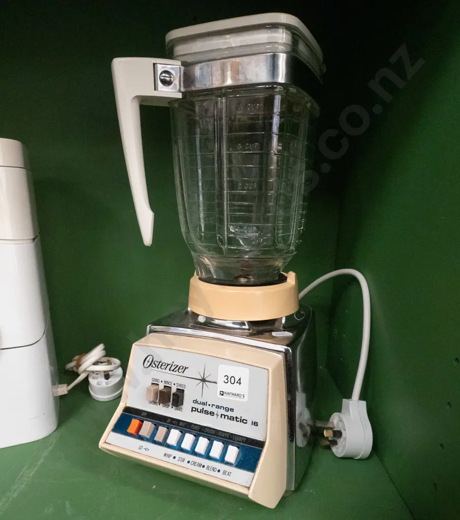 retro blender Image 1++