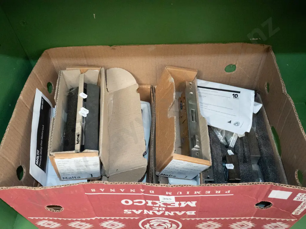 box; various door locks and handles Image 1++