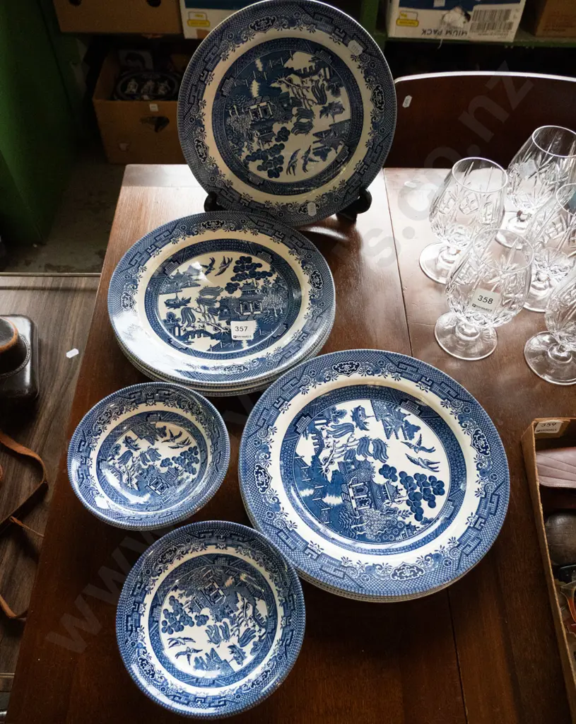 Churchill willow pattern plates and bowls Image 1++