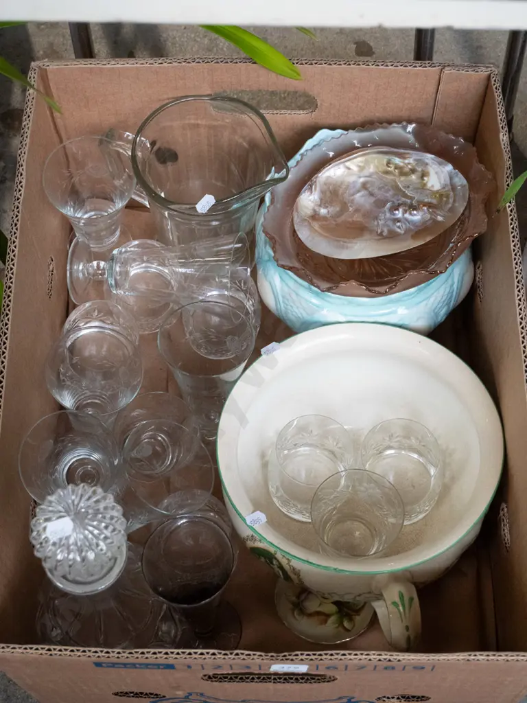 box; guzunder, etched parfait glasses, jardiniere, decanter etc Image 1++
