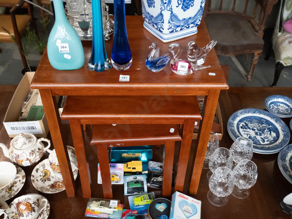 nest of 3 tables Image 1++