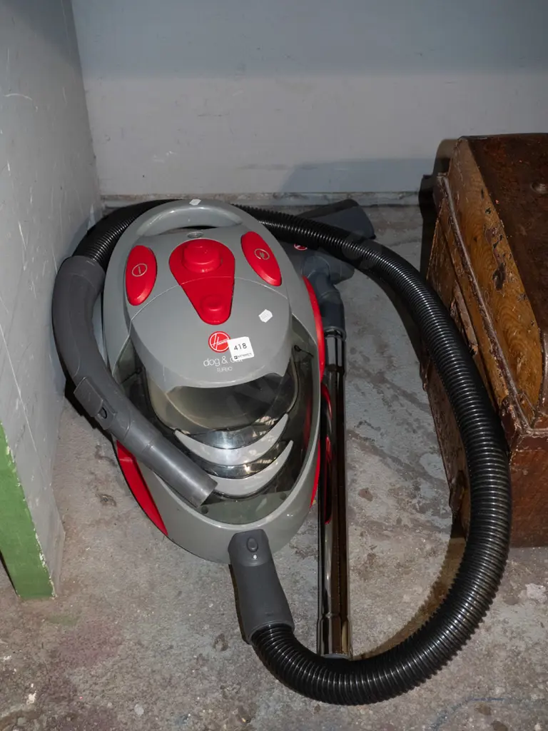 Hoover dog and cat turbo vacuum cleaner Image 1++