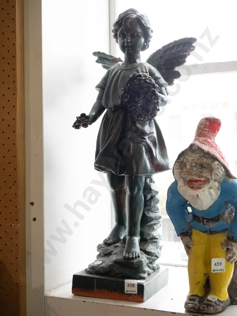 composite angel figurine H-570  Image 1++