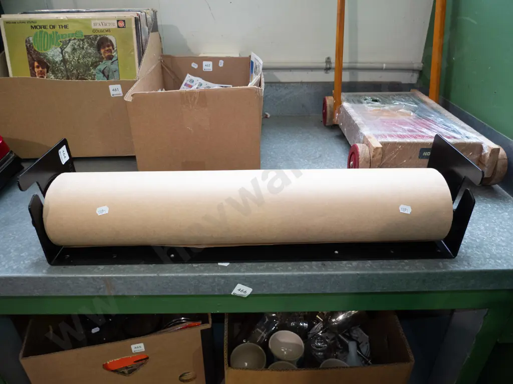 wall mounted brown paper dispenser with paper roll Image 1++