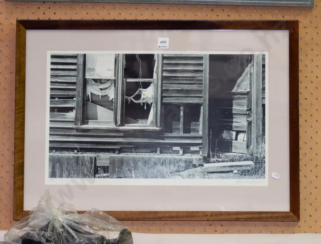 framed photo print - derelict house Image 1++