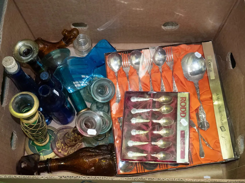 boxx; cutlery,candlesticks, dog themed decanter etc Image 1++