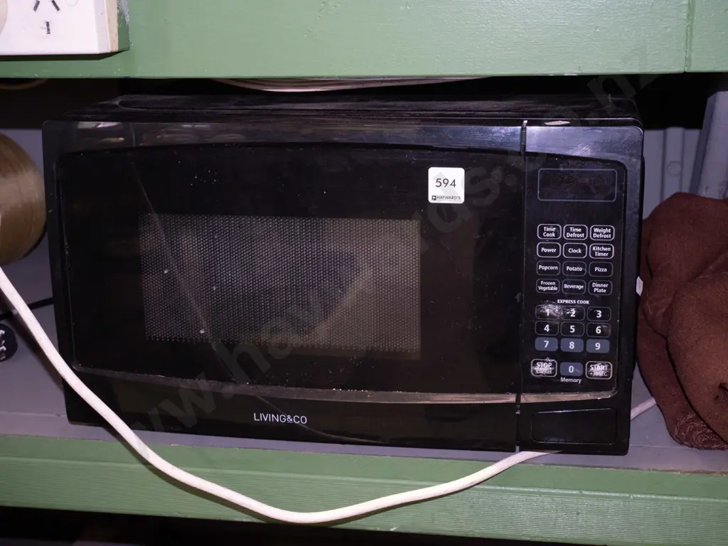 Living & Co microwave Image 1++