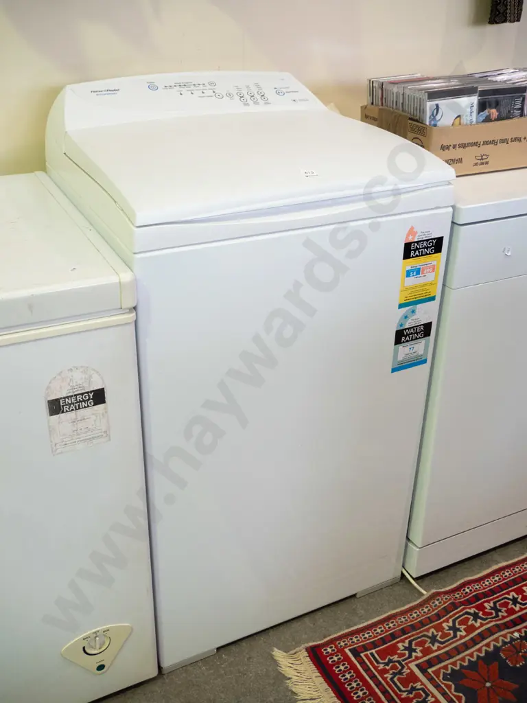 F&P quicksmart top load washing machine Image 1++