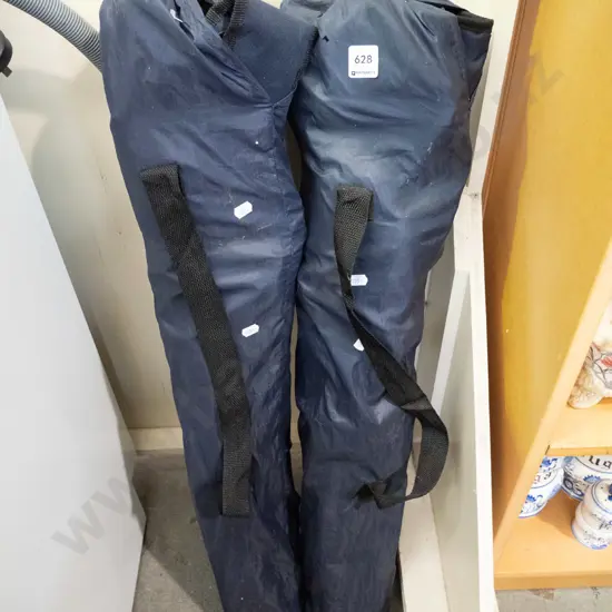2x camping chairs