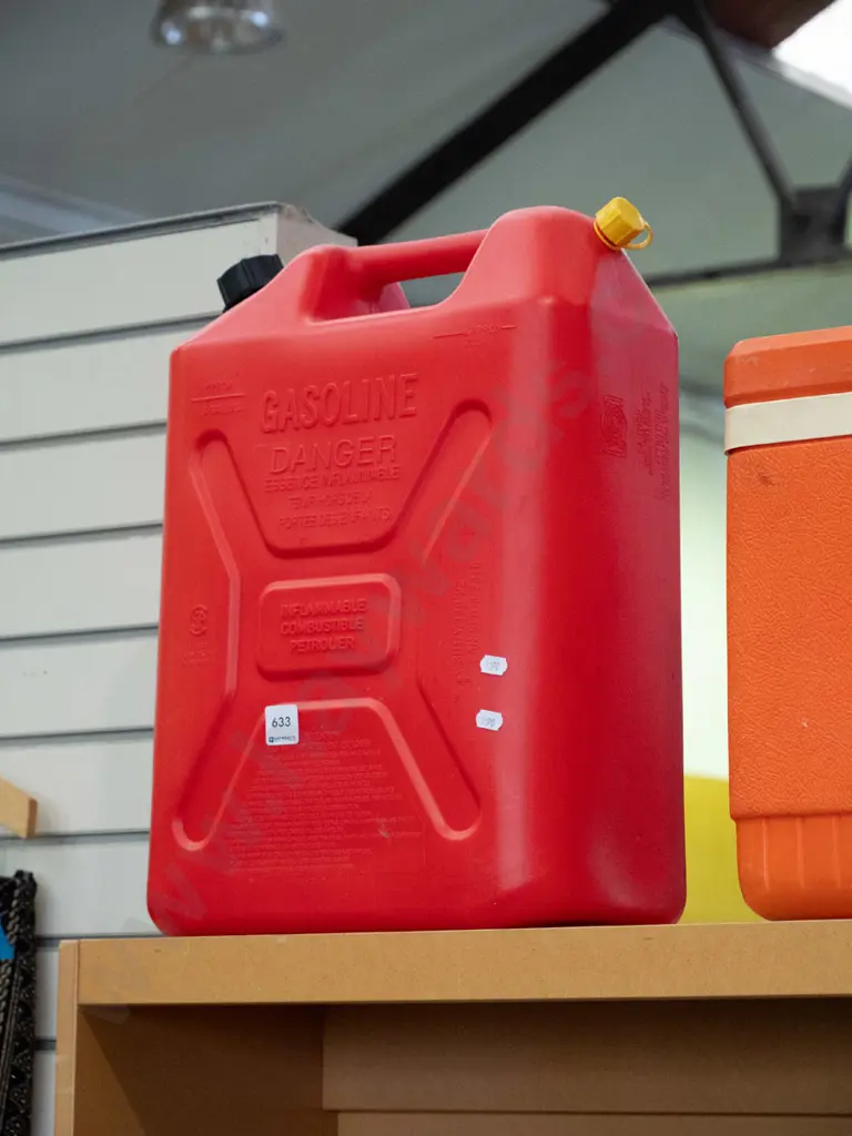 20L petrol container Image 1++