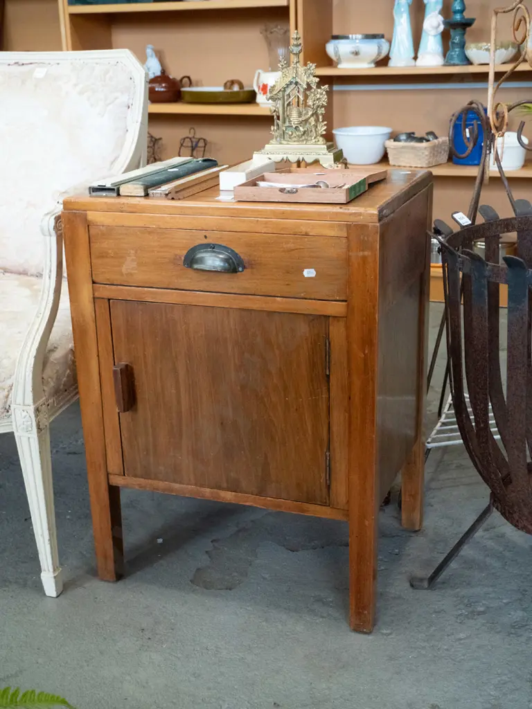 beech 1 door 1 drawer pot cupboard Image 1++