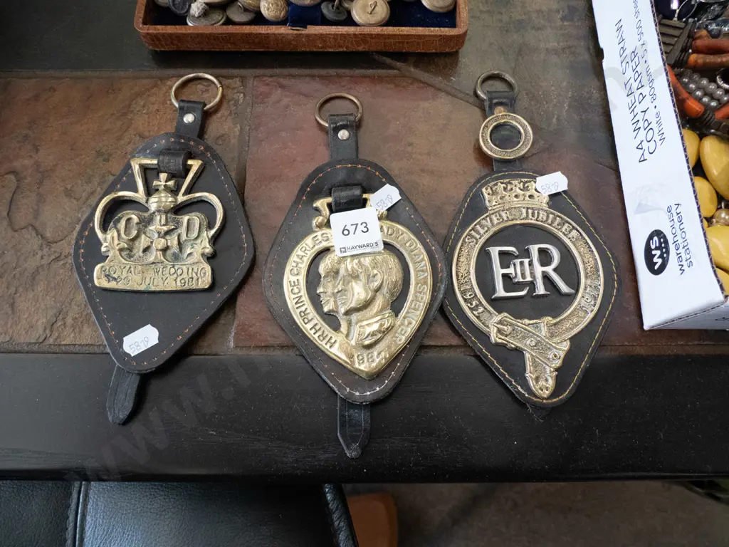 Royal themed horse brasses Image 1++