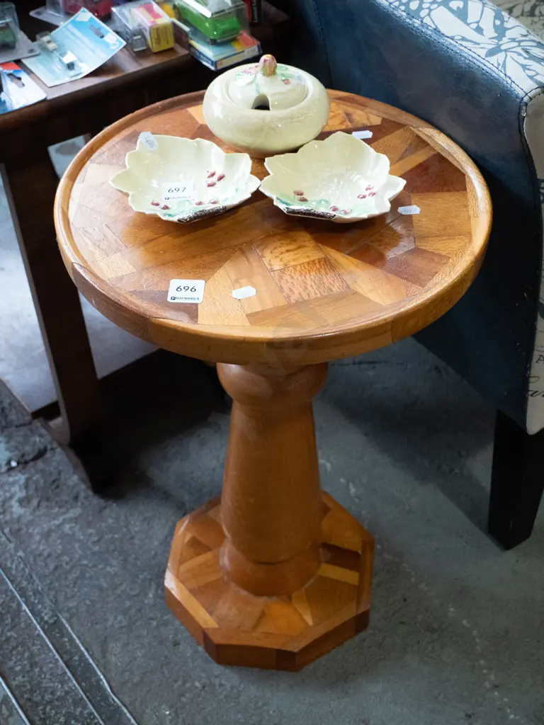 mixed timbers wine table Image 1++