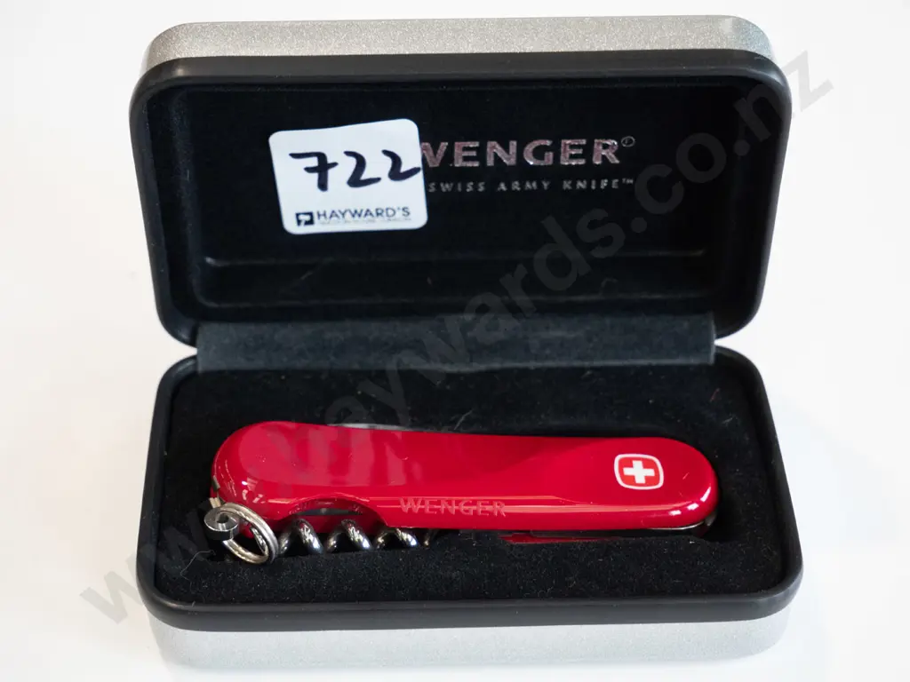 Swiss Army knife Image 1++