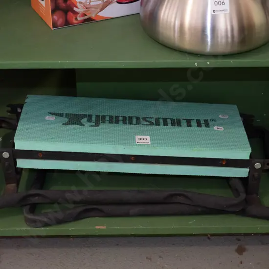 garden kneeler