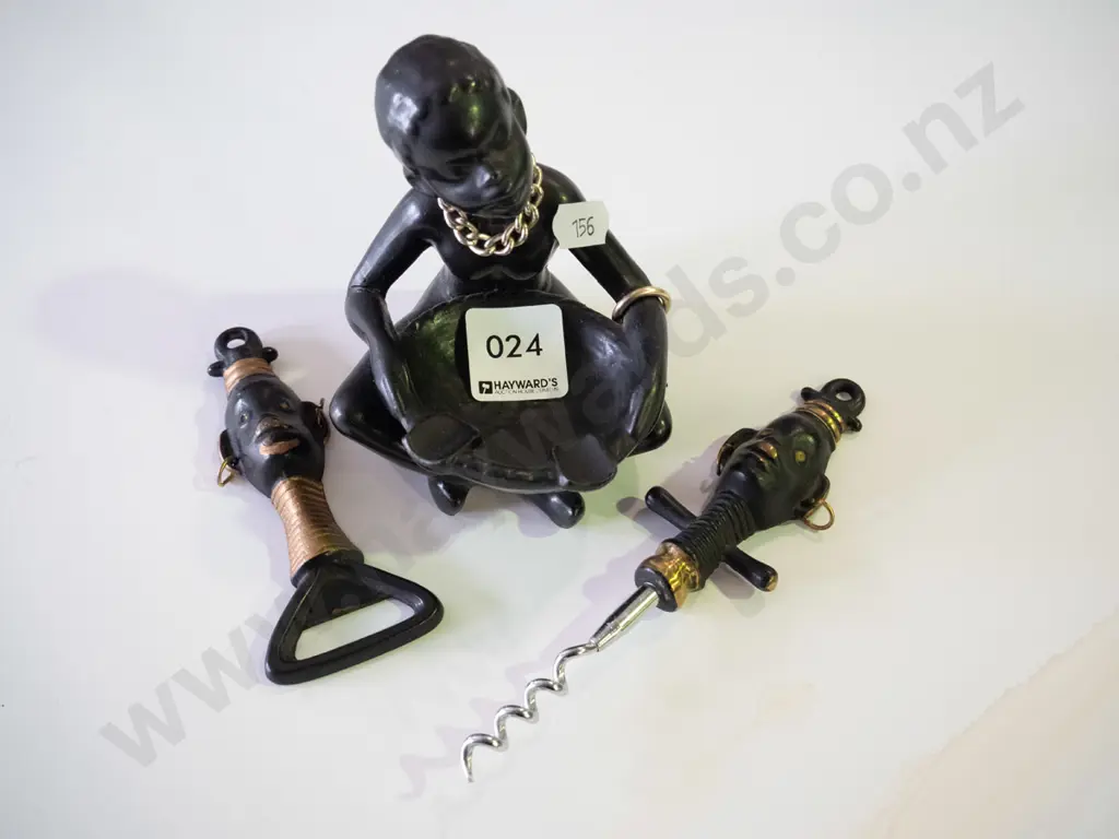 bottle openers, corkscrew, ashtray Image 1++
