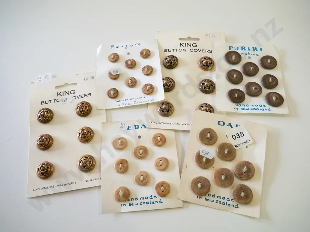 various buttons Image 1++