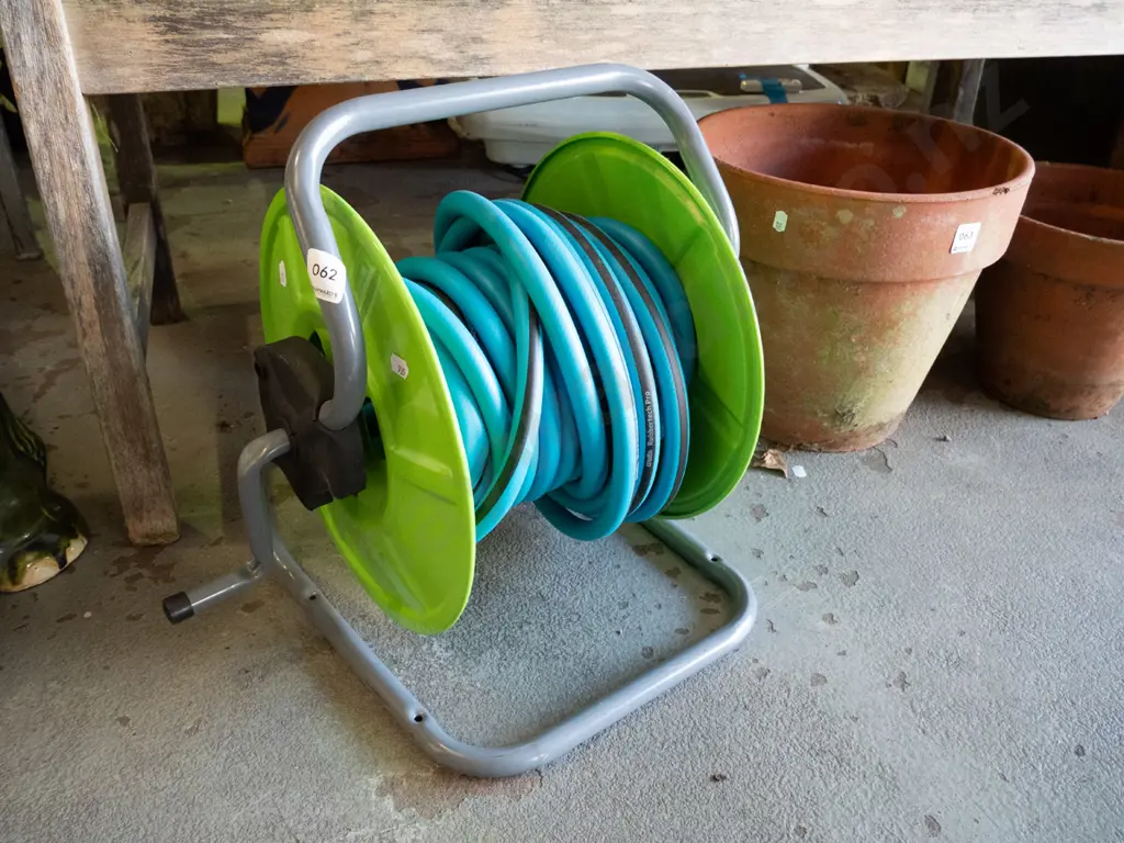 garden hose reel and hose  Image 1++