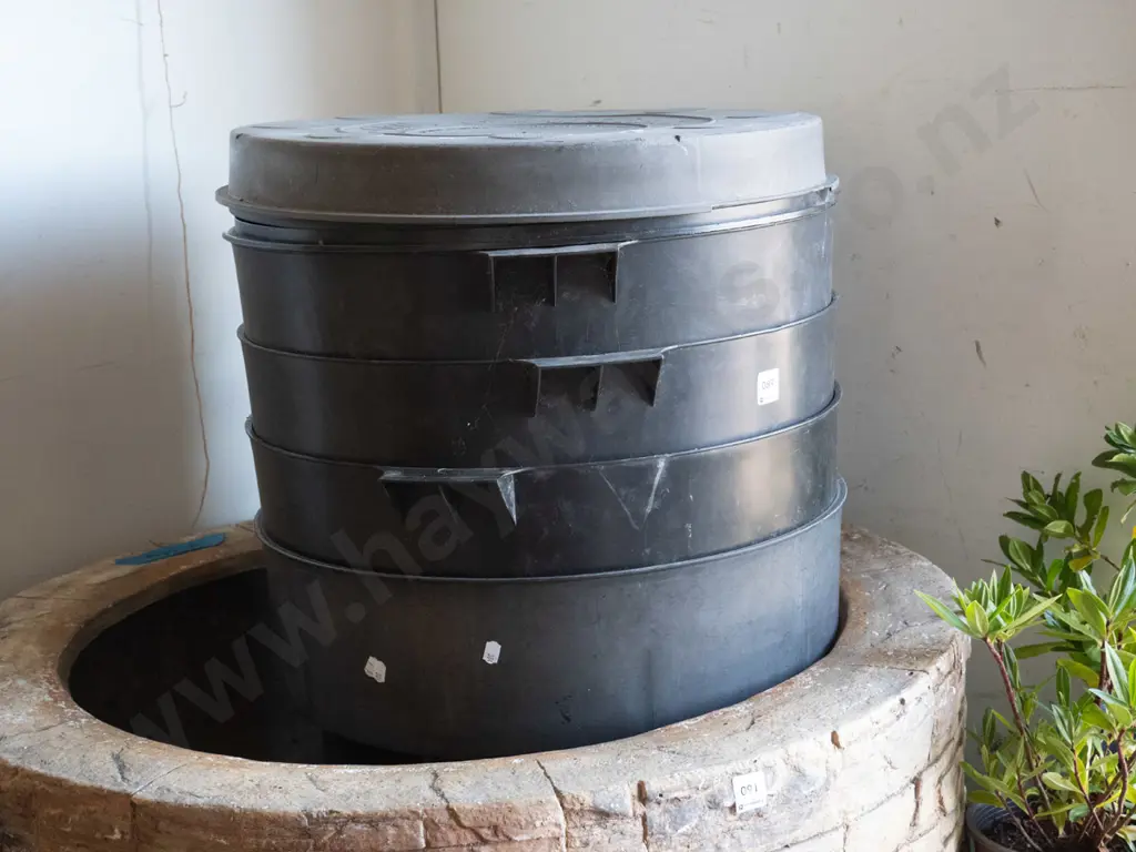 worm farm Image 1++