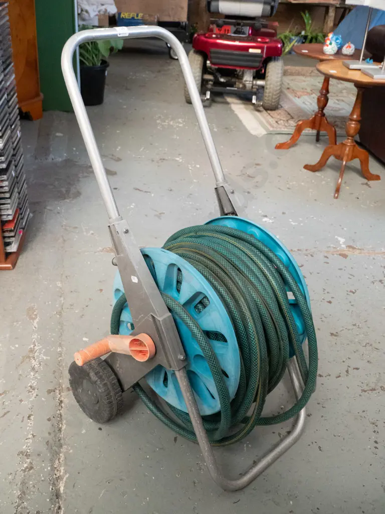 hose reel and hose Image 1++