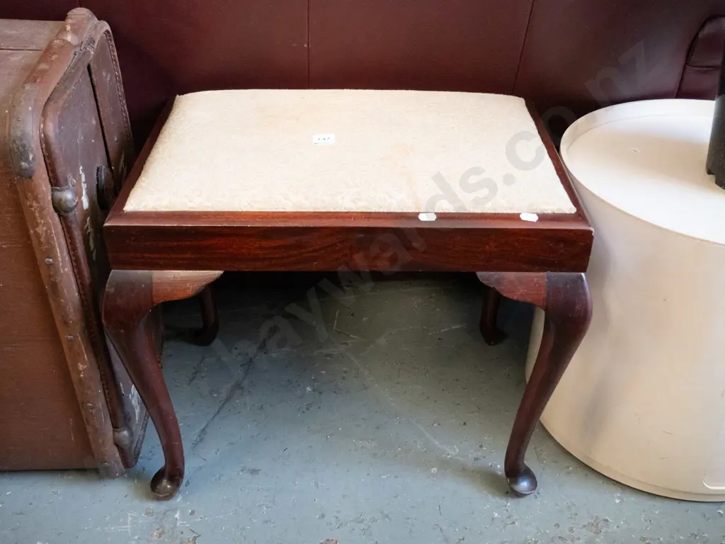 mahogany piano stool Image 1++