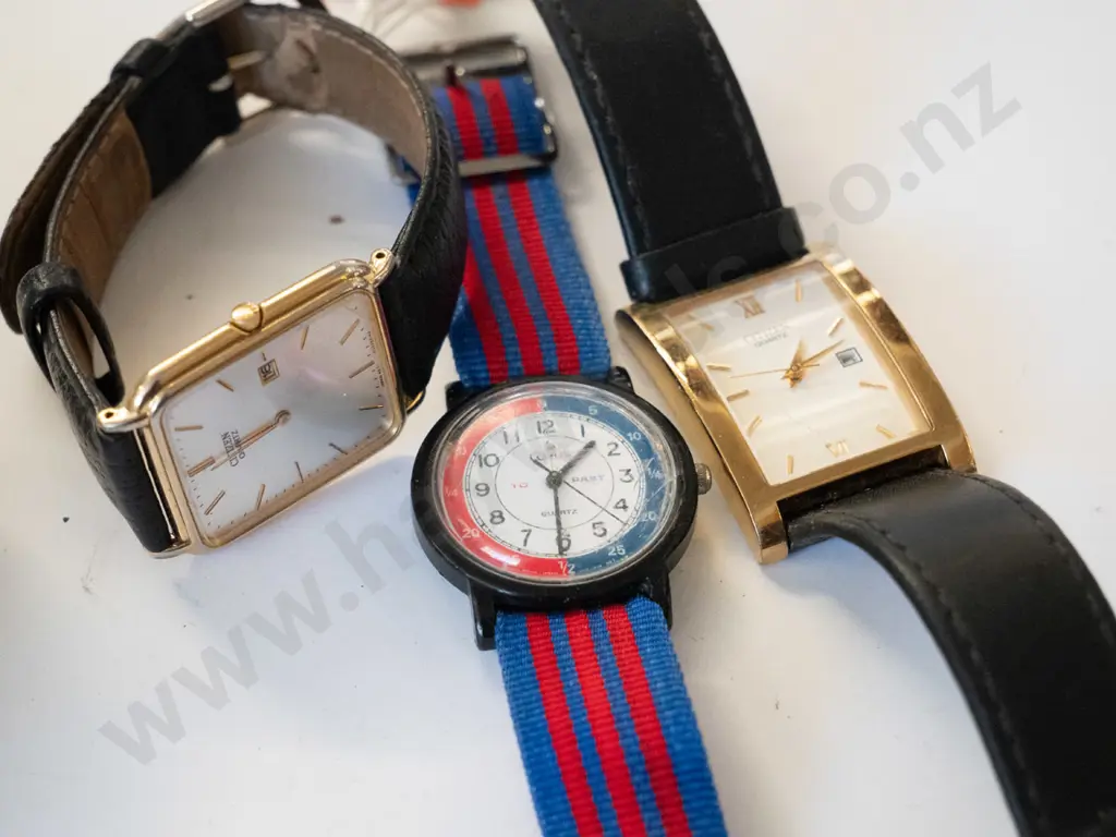 3x wristwatches Image 1++