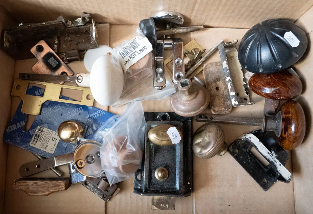 box; vintage door hardware etc Image 1++