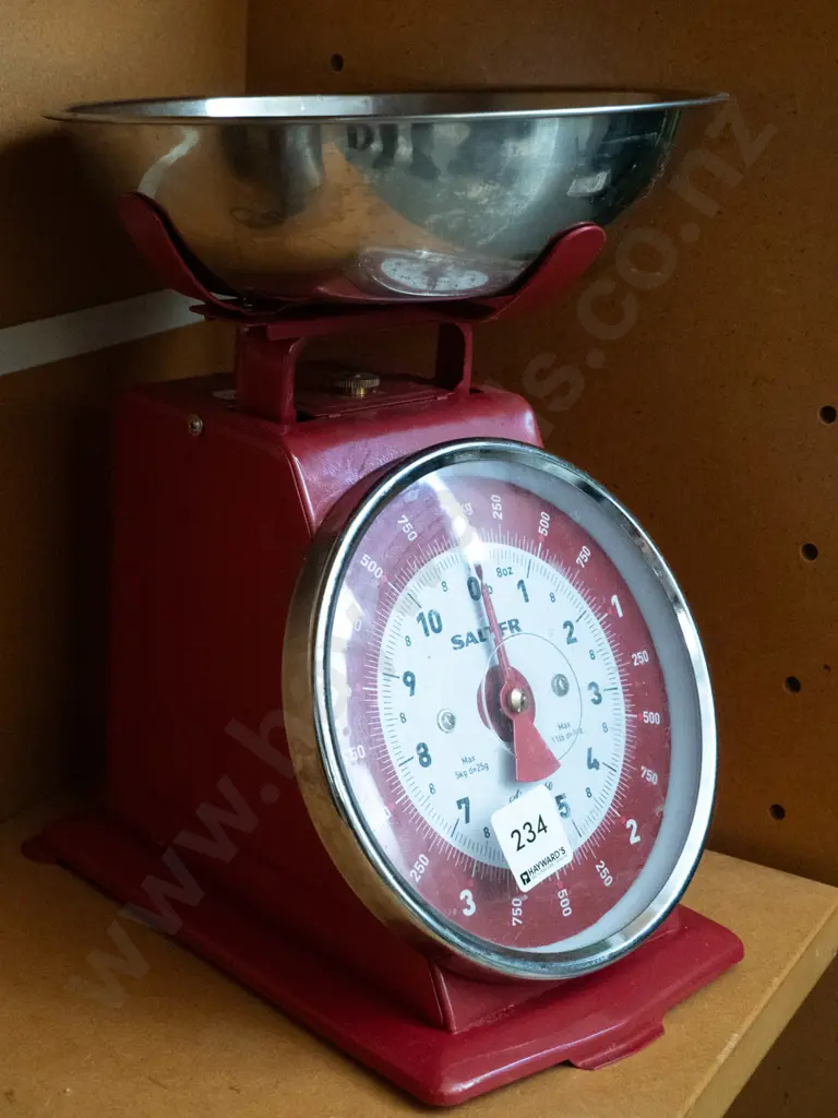 Salter kitchen scales Image 1++