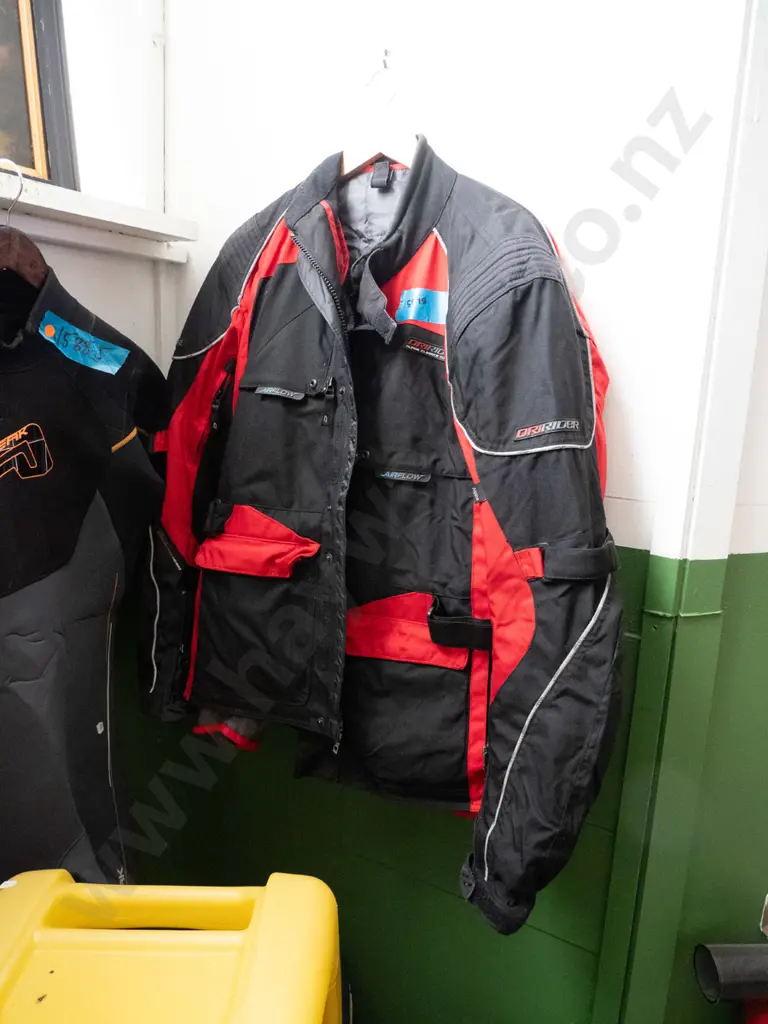 Dri Rider size 48 motorcycle jacket with liner Image 1++