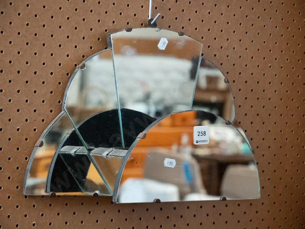 deco pocket wall mirror (slight damage) Image 1++