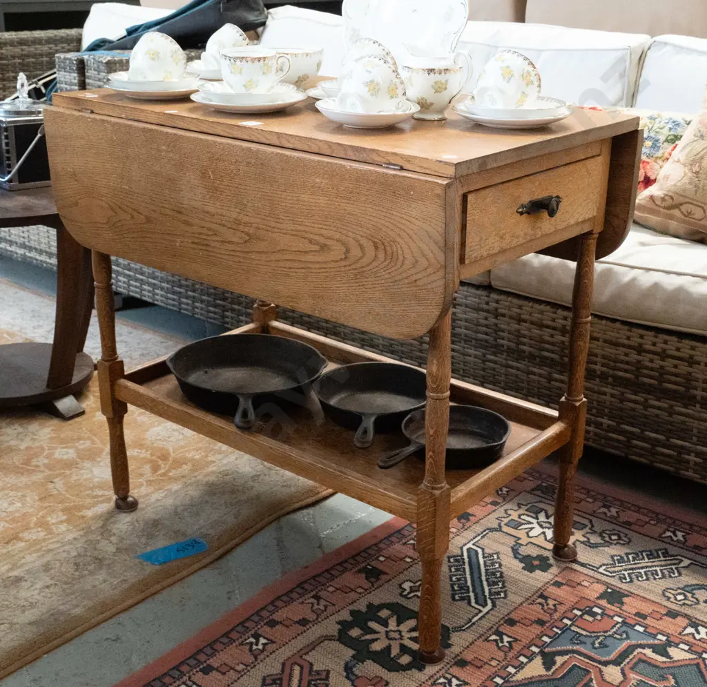 oak, 2 tier drop side tea trolley - no casters Image 1++