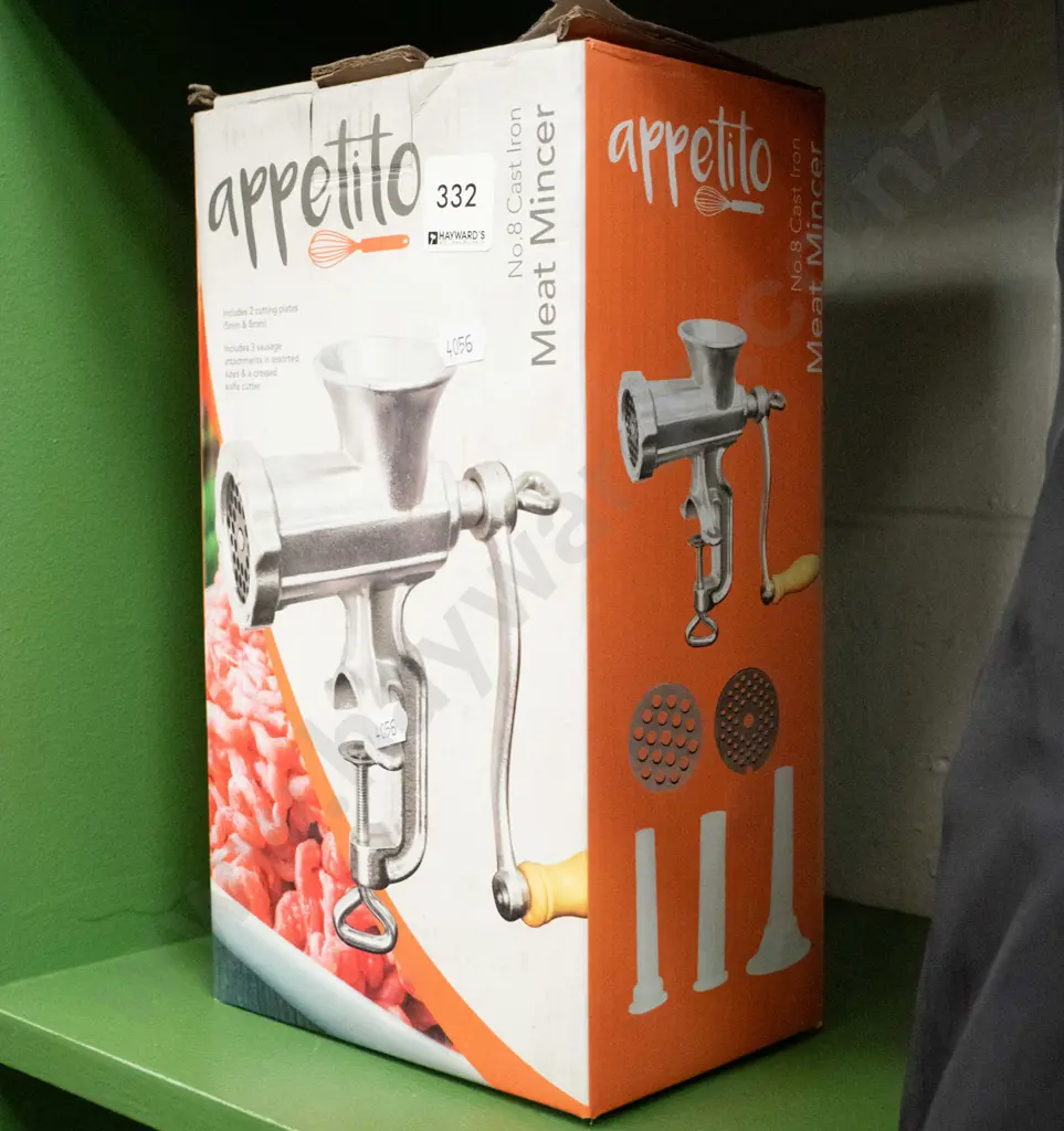 boxed Appetito bench top mincer Image 1++
