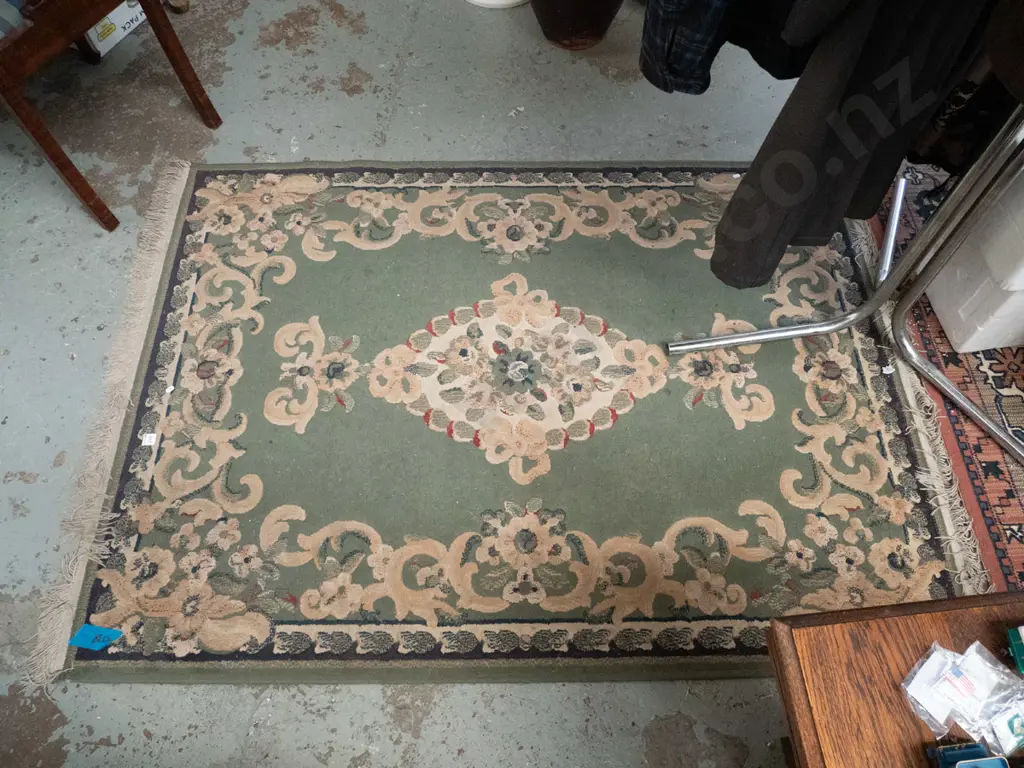 green & fawn floor mat L-1680 W-1200 Image 1++