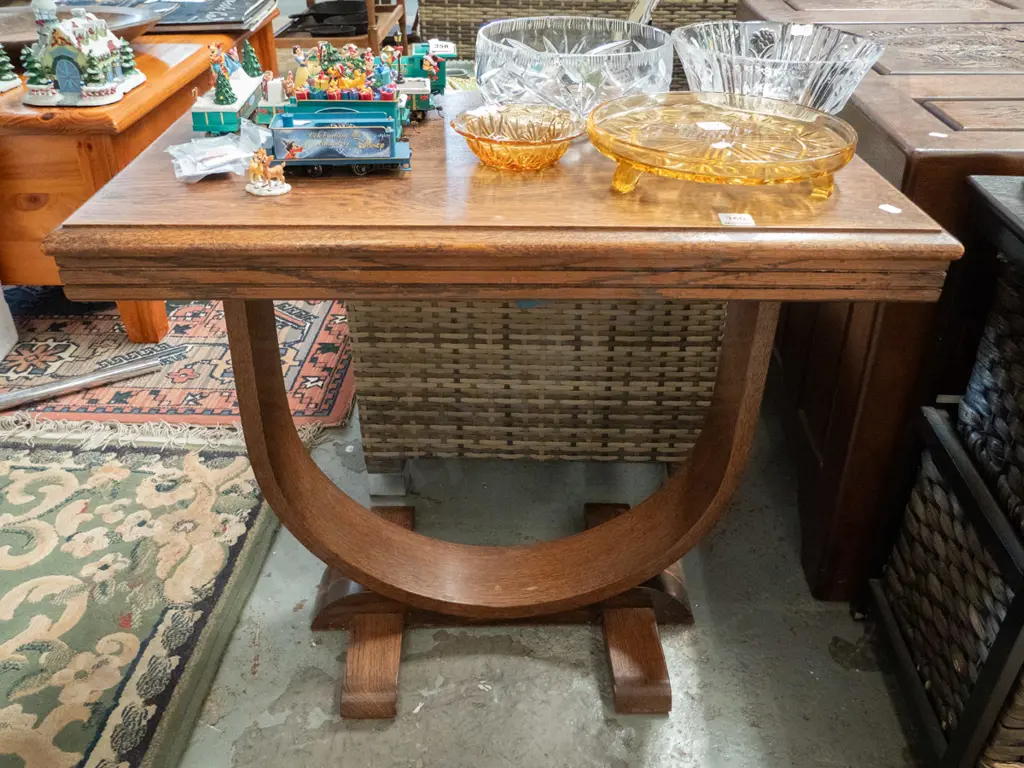 oak deco bent wood table H-600 W-670 D-430 Image 1++