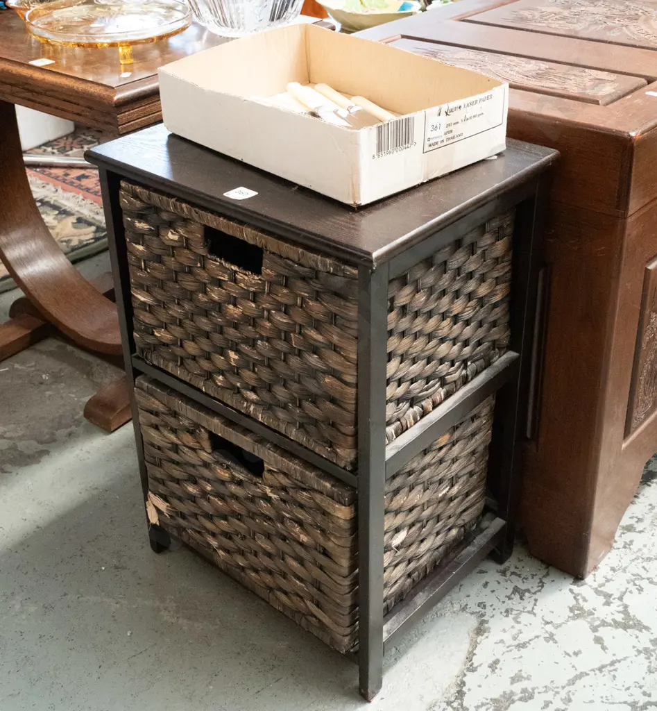 wood & seagrass 2 drawer chest Image 1++