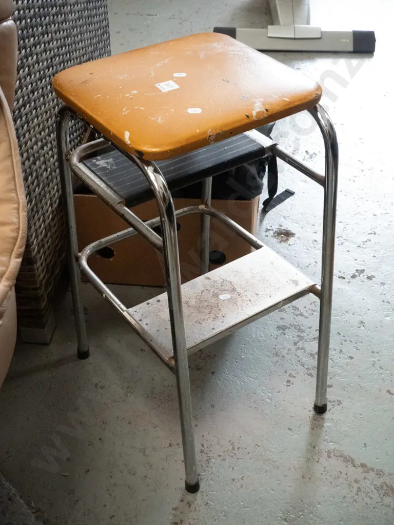 orange vinyl top kitchen step stool - paint and stains Image 1++