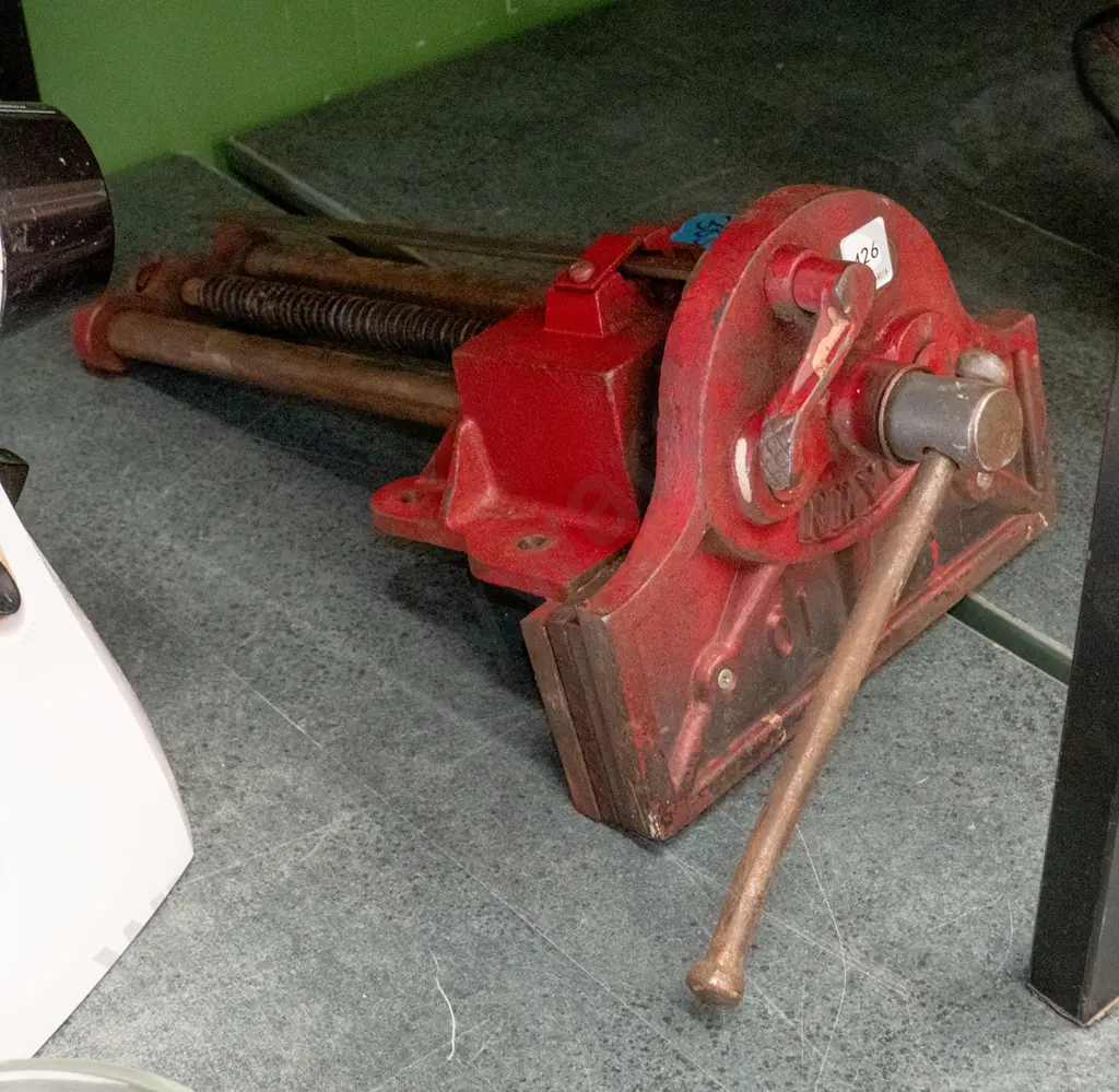 Dawn quick release woodworking vice Image 1++