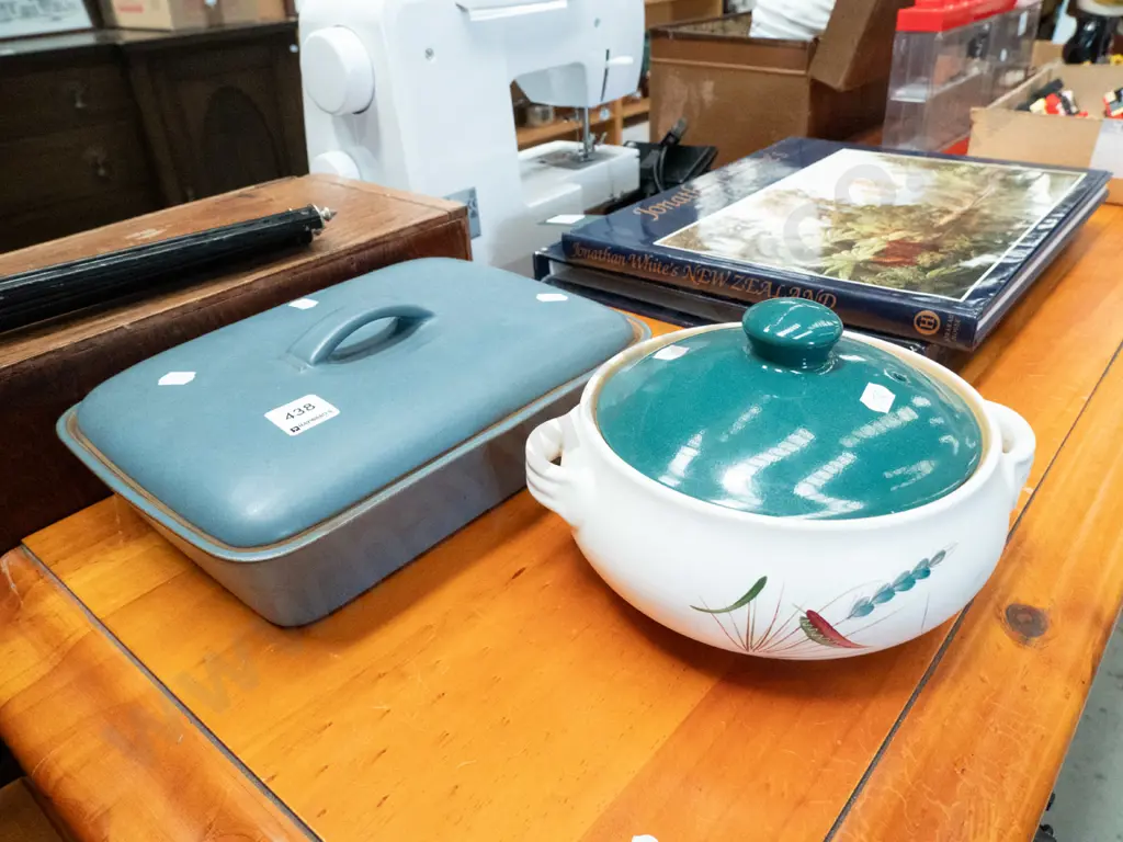 2x Denby lidded casseroles Image 1++