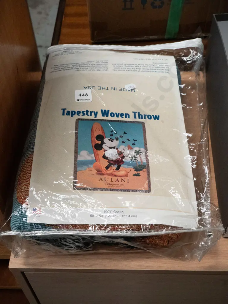Mickey Mouse woven throw Image 1++