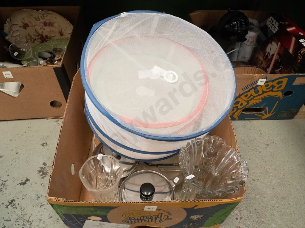 box; glass baking trays, assorted, pots etc Image 1++