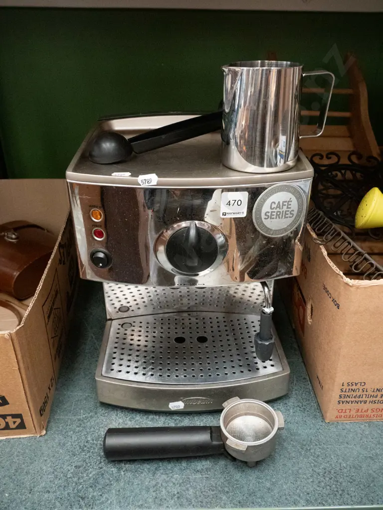 Sunbeam café series coffee machine Image 1++